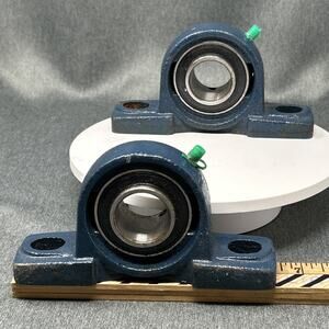 P206 Pillow Block Bearings 30mm Bore Cast Iron Housing Grease Fittings Set of 2